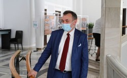 Gawłowski: Sondaż dla "DGP" tylko potwierdza, że potrzebna jest poważna debata o PO