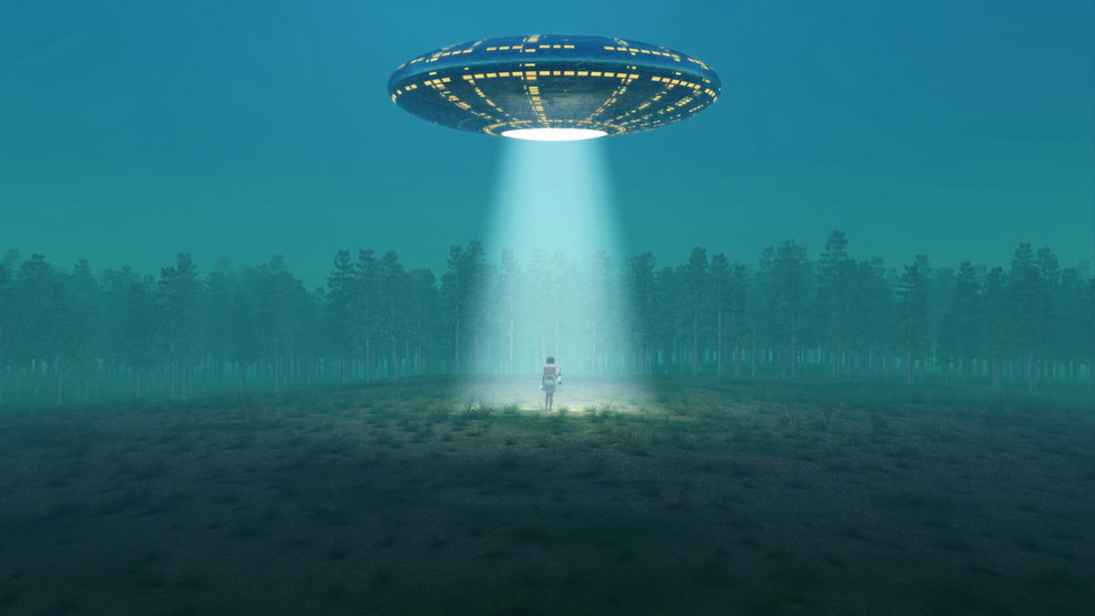 Młody drwal na oczach kolegów zostaje "postrzelony" przez UFO, po czym znika. Policja rozpoczyna śledztwo, podejrzewając morderstwo, a sprawa staje się sensacją. Po pięciu dniach zaginiony odnajduje się, mówiąc, że został porwany przez istoty nie z tego świata. To nie filmowa fikcja, ale opis rzeczywistego zdarzenia sprzed 40 lat…