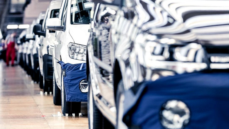 Volkswagen zawiesza produkcję w Poznaniu, Swarzędzu i