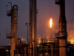 Rosnieft szuka partnerów do eksploatacji złóż ropy i gazu na szelfie