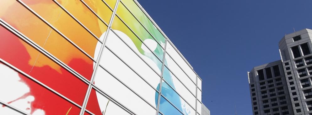 17. Apple - 108,249 mliardów dolarów dochodu i 25,922 mliardów dolarów zysku