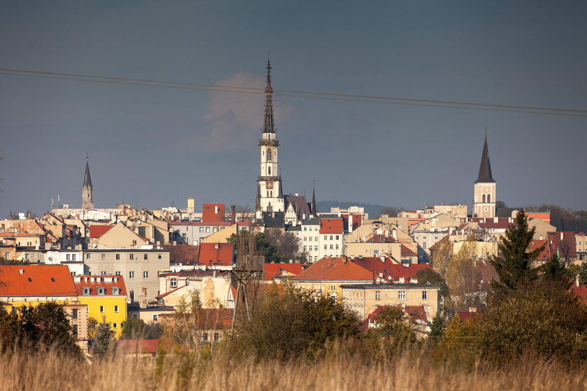 Afera z grabarzami w Ząbkowicach. Zginęło wiele osób