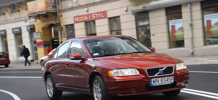 Volvo S60 I 2.0T: wariant turbo dla… spokojnych