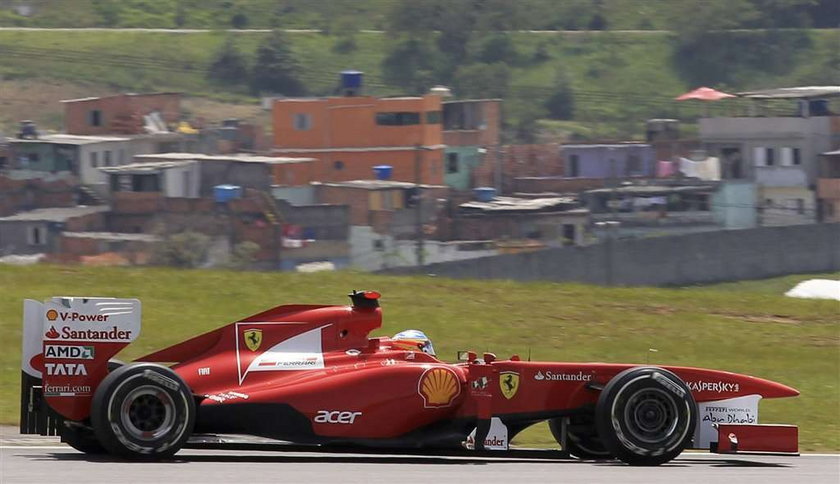Włoskie Ferrari tworzy specjalną grupę, która będzie pomagała wrócić Robertowi Kubicy do zdrowia