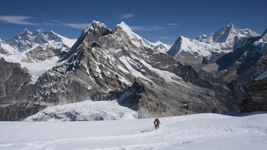 Szczyty Hillary i Tenzing czekają na zdobywców - Nepal nazywa dwie niezdobyte góry, by przyciągnąć wspinaczy