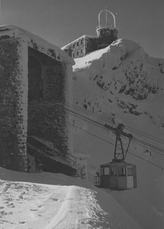 Stacja kolejki linowej na Kasprowy Wierch i Obserwatorium Meteorologiczne