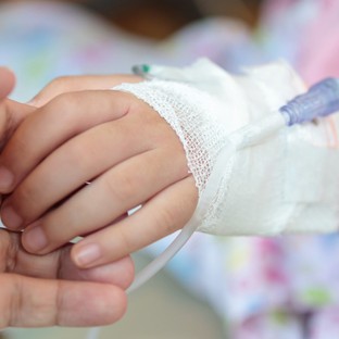 "Gyógyító" csokoládé - kórházban fekvő gyermekek számára rendeztek gyűjtést