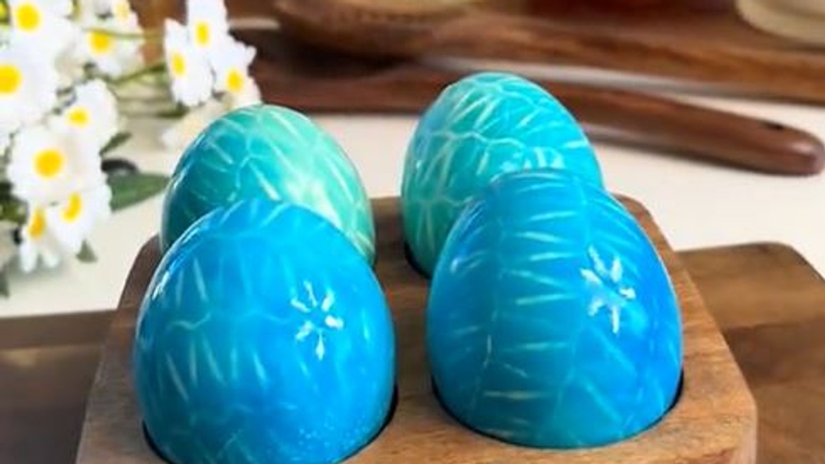 Ivana je otkrila kako farba jaja u mrežici: Rezultat su prava mala umetnička dela