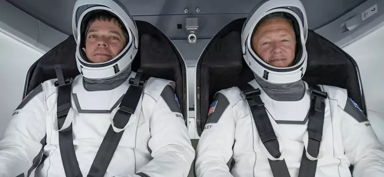 Oto astronauci, którzy lecą w historycznej misji SpaceX i NASA. Kim są Bob Behnken i Doug Hurley?