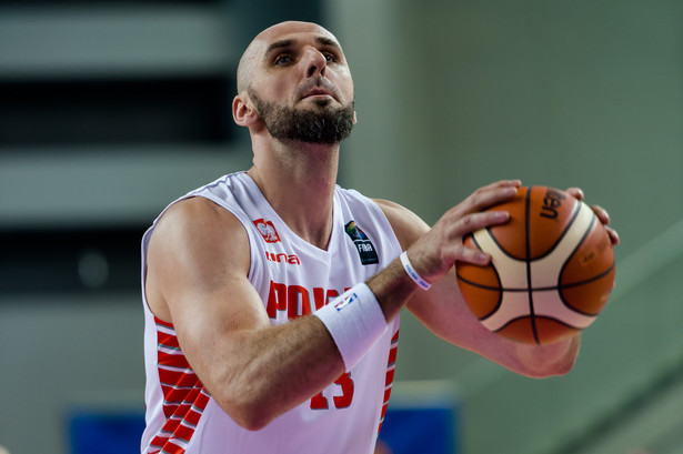 Polscy koszykarze wygrali z Turcją. Gortat nie zagrał z powodu przeziębienia