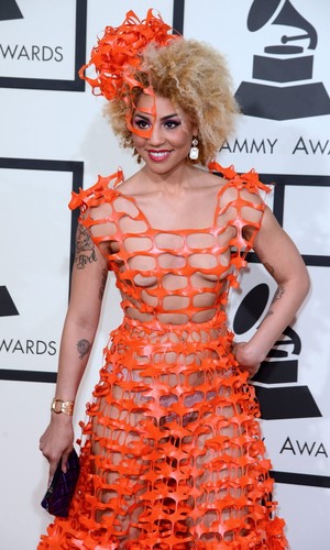 Im dziwniej tym głośniej? Gwiazdy na Grammy: Joy Villa