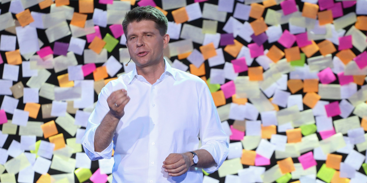 Petru zakłada "Czarną księgę". Będzie w niej rozliczał PiS