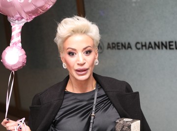 "REKLA SAM DECI: 'ŠTA MISLITE DA SAD BUDEM LEZBIJKA?'" Dušica Jakovljević je iznenadila ćerku i sina pitanjem