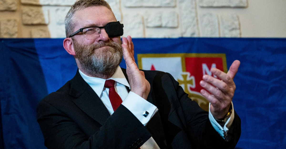 Polacy jednoznacznie o delegalizacji partii Grzegorza Brauna. SONDAŻ nie zostawia wątpliwości