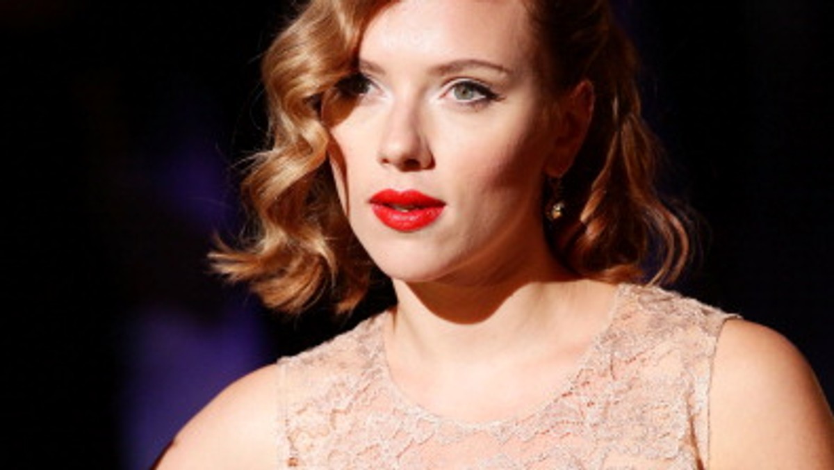 Scarlett Johansson spotyka się z Josephem Gordonem-Levittem.