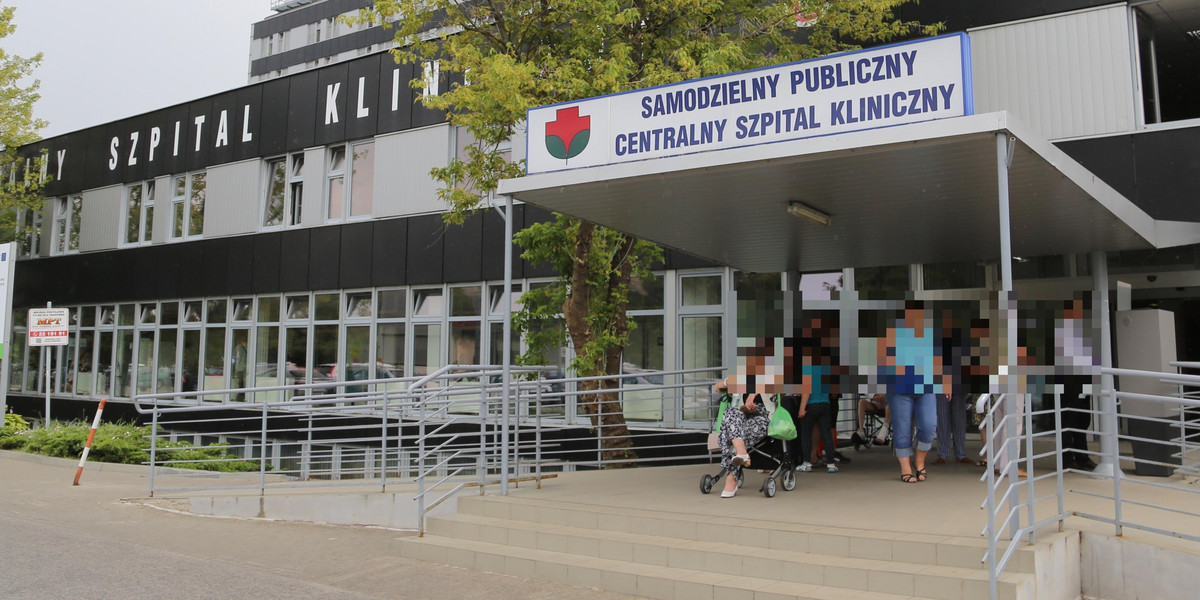 Koronawirus na Mazowszu. Zakażony pracownik warszawskiego szpitala i aż 16 osób z personelu medycznego z mazowieckich placówek
