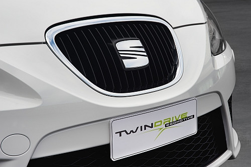 Seat Leon Twin Drive Ecomotive - Elektryczna przyszłość Seata