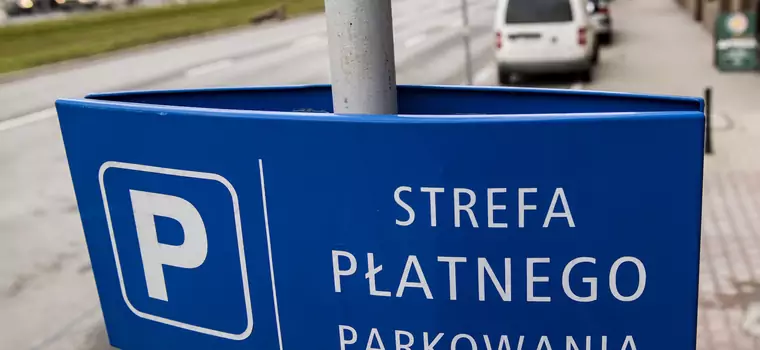 Aplikacja ułatwi znalezienie miejsca parkingowego w centrum stolicy