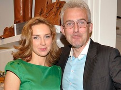 Urbański nie może kontaktować się córkami? Jego była żona wyjaśnia