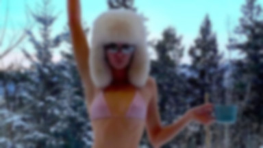 Kardashianki w bikini na śniegu - a co!