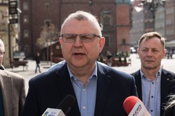 Ujazdowski: Nie mamy środków na odbudowę gospodarki Polski po Covidzie