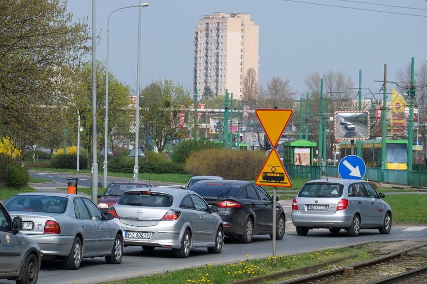 Zrobią sygnalizację na ulicy Starołęckiej?