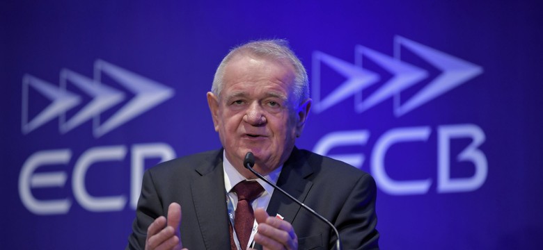 Były prezydent Siedlec tydzień po ataku nożownika opuścił szpital