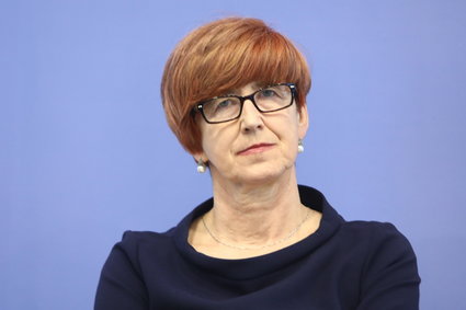 Minister Rafalska proponuje przesunięcie wejścia w życie e-zwolnień