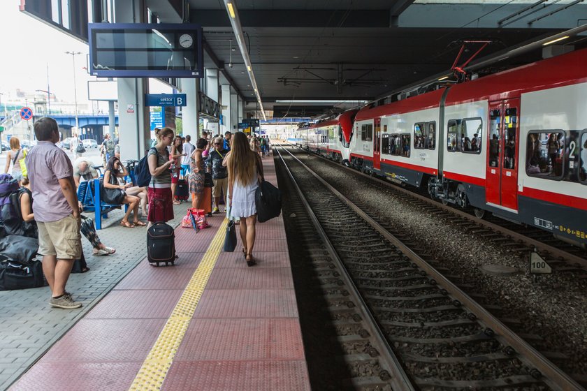 Mniej tanich pociągów w Wielkopolsce po likwidacji połączeń InterRegio