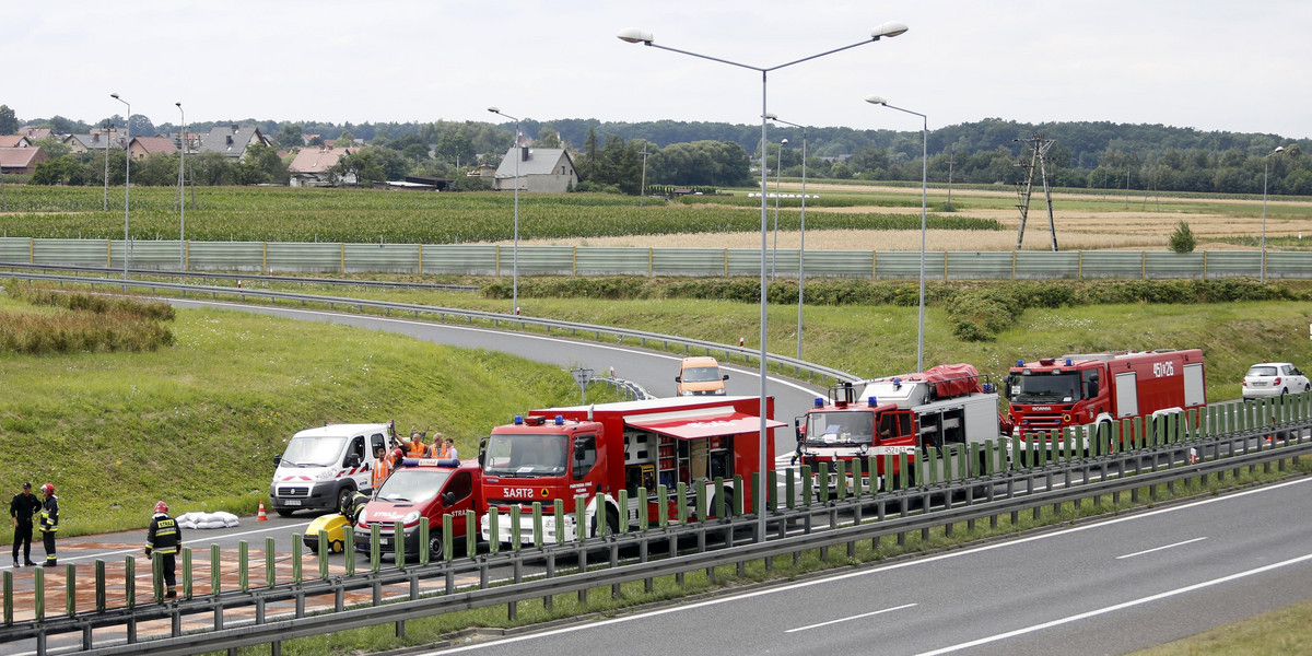 Karambol na A4, 5 osób rannych