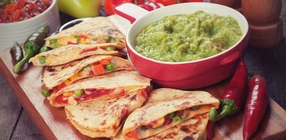 Quesadilla z piekarnika – przepis na ekspresowe danie z fasolą i cukinią