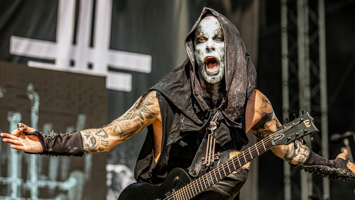 Adam "Nergal" Darski. Kontrowersyjny muzyk wielokrotnie stawał przed sądem