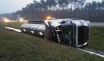 Wypadek na autostradzie. Na A4 rozlało się mleko