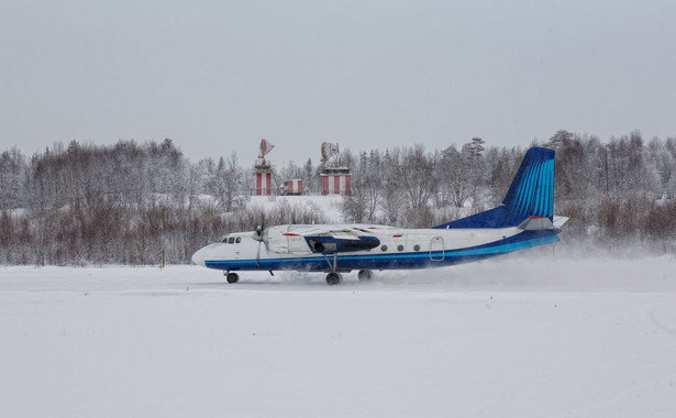 Rosyjska armia straciła lotnisko polowe w Arktyce. Rosjanin zdemontował i sprzedał pas startowy