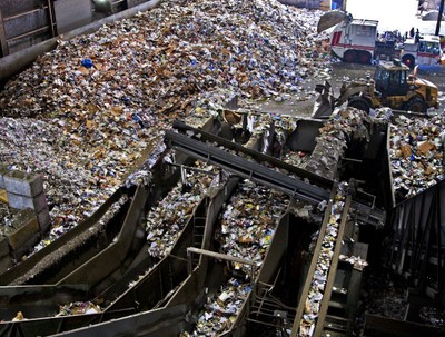 Ustawa śmieciowa: Warszawa do końca roku bez ustawy