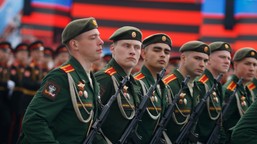 "są sygnały". ostrzega przed atakiem rosji na nato. wymienia polskę