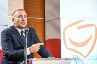 Schetyna: Komisja weryfikacyjna ws reprywatyzacji to powielenie pomysłu PO