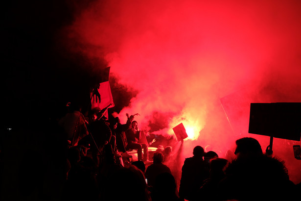 "Marsz na Warszawę": zatrzymano ponad 30 uczestników zajść w centrum Warszawy