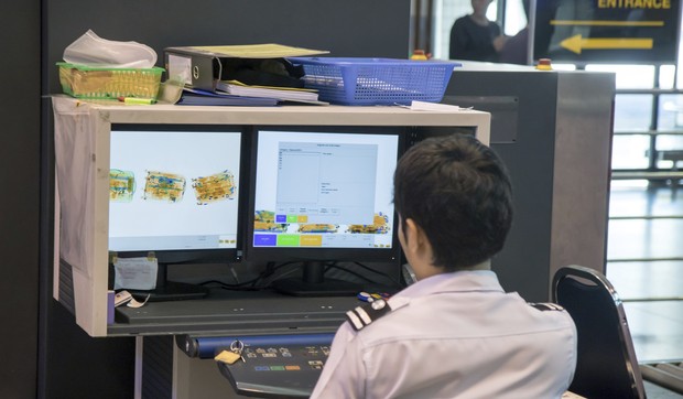 Provera na aerodromu