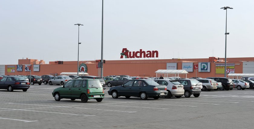 7. Auchan