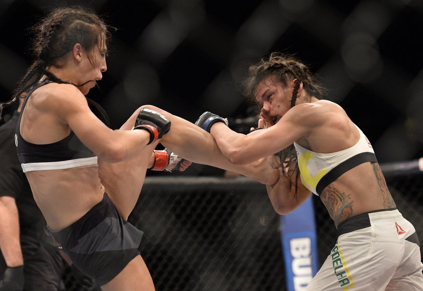 Joanna Jędrzejczyk pokonała Claudię Gadelhę i przeszła do historii UFC