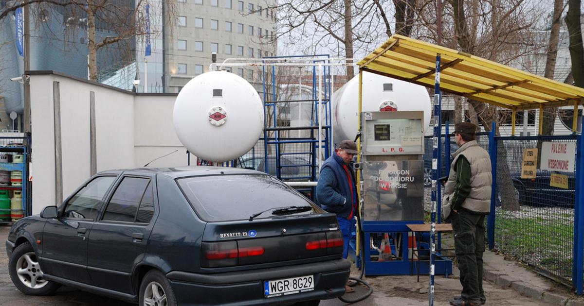 Benzyna za ponad 5 zł. Czy już czas na gaz?