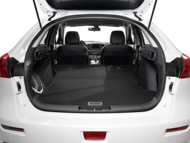 Auto zmieści od 288 l - lub 344 l z podłogą w dolnej pozycji - do niemal 1400 litrów