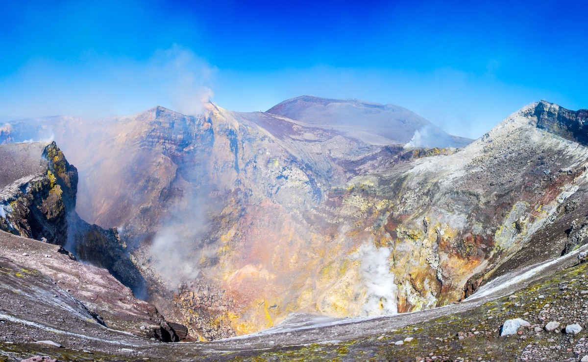 Etna znowu się obudziła. Lotnisko w w Katanii jest zamknięte do odwołania
