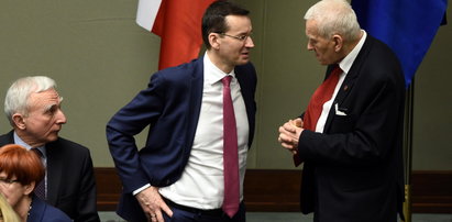 Morawiecki dystansuje się od słów ojca. O co poszło?