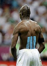 balotelli-d000013E5e2a429148702