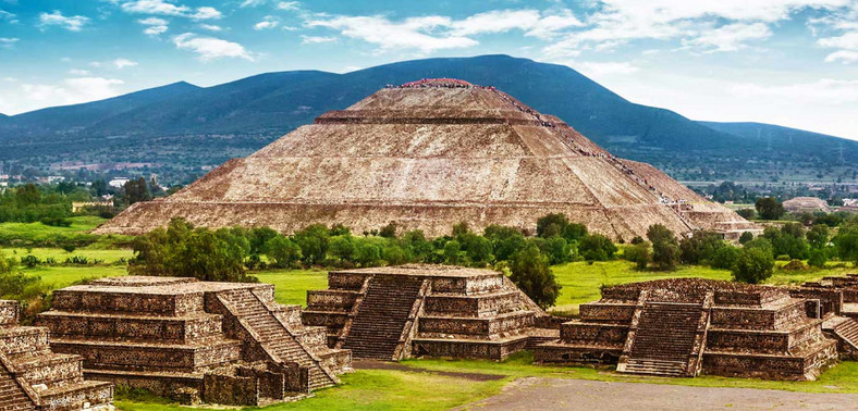 Budowle Majów i Azteków