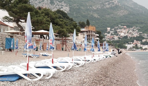 Crna Gora plaža, Sutmore - ilustracija
