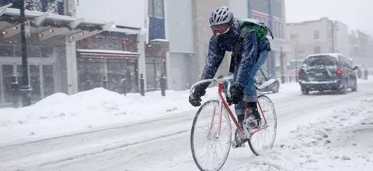 Rowerem po śniegu i lodzie - jak zadbać o przyczepność?