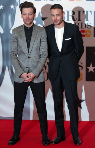 Louis Tomlinson i Liam Payne z One Direction na gali Brit Awards 2016